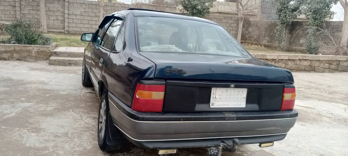 سلام عليكم اوبل فكترا موديل 1991
كير  عادي   محرك. شرط      محرك 18. المرغوب 93. 

تتفهه نار      كهربائياتهه كلهه شغاله    سياره جاهزه مال بيت

فقل مركزي.   اصطابات 4. دسك.    استيرن بور.  

 رقم     نينوي.    الماني          شرط التحويل 

السعر 45. قفل قفل قفل.   

الشراي    يتصل.        ***********
