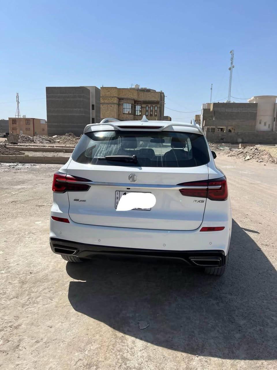 سيارة Mg rx5 موديل 2024  فول مواصفات بعدها بضمان الشركة . 
كاميرات عدد(5) 360  درجة 
حساسات امامي خلفي 
ماشية 40 الف
بانوراما 
تشغيل بصمة 
رقم بصرة 
شاشة كبيرة 
كشنات جلد احمر 
كير سبورت -عادي 
سايد بريك كهربائي
اوتو هولد 
مانع انزلاق
نظام نزول منحدرات
مثيت سرعة
السعر 155 $  
السيارة اقساط والكفيل انا  
ضمان الشركة (6 سنوات او 200,000) كلم متر البصرة, العراق


**إذا كنت صاحب هذا الإعلان وتريد حذفه لأي سبب، رجاءا أرسل رسالة إلى الدعم الفني**