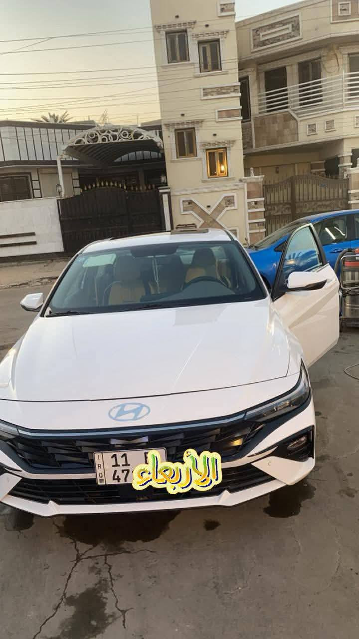 السلام عليكم للبيع لانتره خليجي محرك ٢٠٠٠ بيه حادث ومصلحه
ملاحظاته بنيد مبدل 
وباب صدر نفسه مصلح وصبغ 
وشبر بل باب خلف الصدر 
واتس ***********
