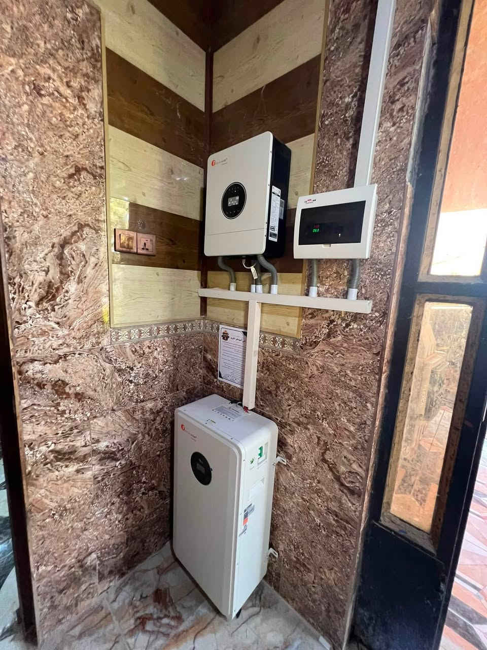 ☀️ شركة المجد للطاقة الشمسية ☀️

✨ تنصيب جديد يضاف إلى سجل نجاحاتنا ✨

📍 الموقع: الإسحاقي

🤝 نتقدم بالشكر للأخ حاتم كريم علي على ثقته الغالية بشركة المجد للطاقة الشمسية.

🔋 مواصفات المنظومة:
✅ بطارية Felicity سعة 15 kWh
✅ انفرتر Felicity بقدرة 6 kW
✅ 7 ألواح طاقة شمسية عالية الكفاءة

⚡ منظومة مصممة لتوفير طاقة مستقرة وأداء موثوق بأعلى معايير الجودة، مع تنفيذ احترافي على يد فريق هندسي متخصص وخدمة ما بعد البيع.

💳 البيع متوفر نقدًا وبالتقسيط المريح.

📞 للاستفسار والحجز:

👤 مدير الشركة: حذيفة البوحسيب
📱 ***********

👤 مدير المبيعات: عمر البوحسيب
📱 ***********

☀️ شركة المجد للطاقة الشمسية
طاقة تدوم… جودة تثق بها… وخدمة تستحقها. 🌞
