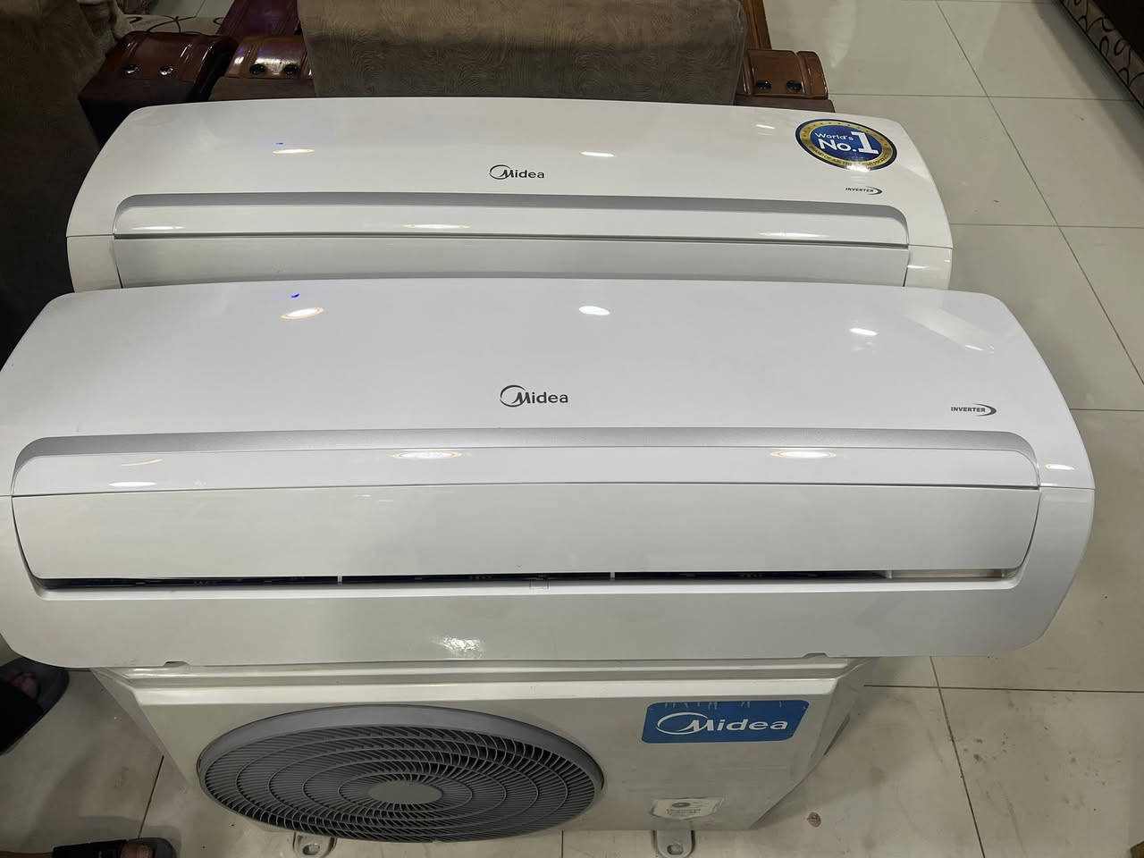 ميديا ١ طن انفيرتر حديث عدد٢ كامل مكمل غاز شركه بوري وريمونت وبليته  السعر٧٥٠ الف شراي يتصل*********** يوجد توصيل بغداد
