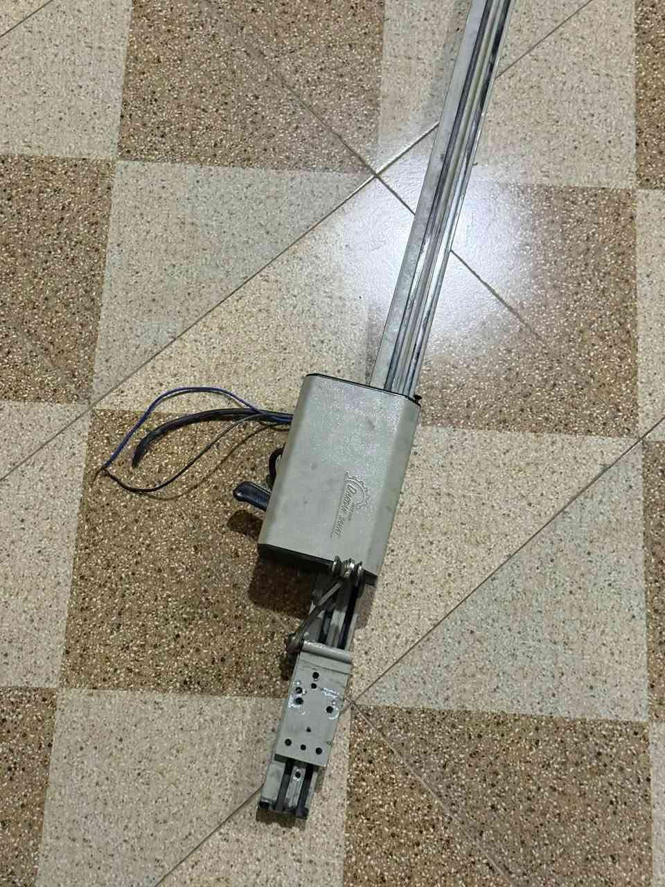 موطور باب سلايت كهربائي. عاطل أبيع هل موجود ب 60مكاني محموديه


**إذا كنت صاحب هذا الإعلان وتريد حذفه لأي سبب، رجاءا أرسل رسالة إلى الدعم الفني**