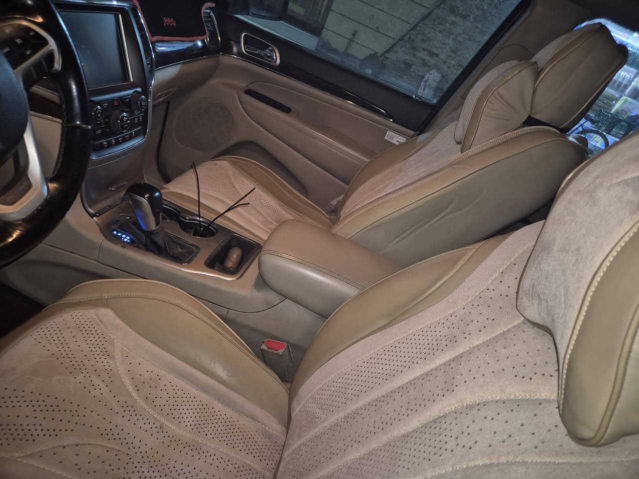 للبيع او مراوس jeep شيروكي فول مواصفات بنوراما(أمريكي)2017
كربلاء 
***********
متواجد على واتساب
