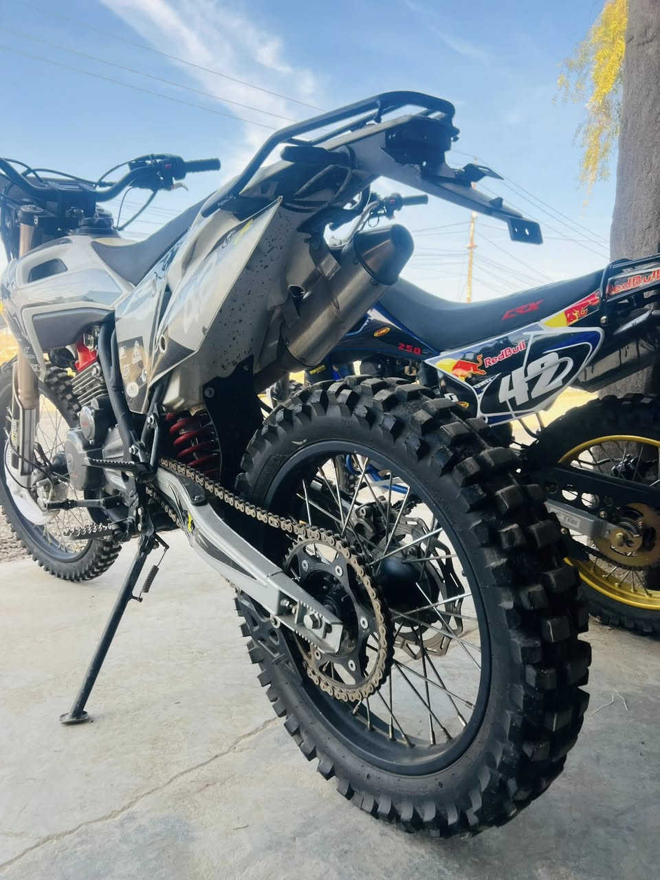 السلام عليكم قفازات CRX للبيع
الاسود محرك 350 اربع ولفات نشاط 🔥 
موديل 25
الازرك محرك 250نشاط 🔥 
موديل 26
السعر خاص أو اتصال ***********
