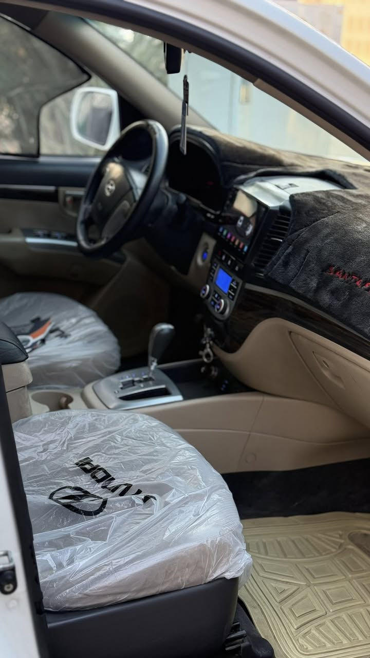 السلام عليكم
سنتافي 2011خليجي فول 1/1 فول موصفات 
سيارة كفالة عامة من صبغ وتبديل  بية بس ملاحضات مال 
بارد سونار موجود بل منشور  
بصمة وبصمة اوباب
فتحة 
مكينة ٦سلندر
شاشة 
كامرة خلفية
حساسات 
٣قطع تبريد 
كشنات كهربائيات
ماشية ١٣٧حقيقي
مري شفط. اشاير بل مري 
تحكمات ستيرن
٧ راكب 
تبريد ثلج 🥶
تخم تايرات 
دك جرس من تعبر ١٢٠
كير ومحرك وحدادية كفالة 
سيارة جديدة على وضع شركة 
جديدة جدية
رقم بغداد تحويل ثاني 
السعر( ١٥٤) وبي مجال للطيبين 
مكان سيارة بابل حلة
***********
