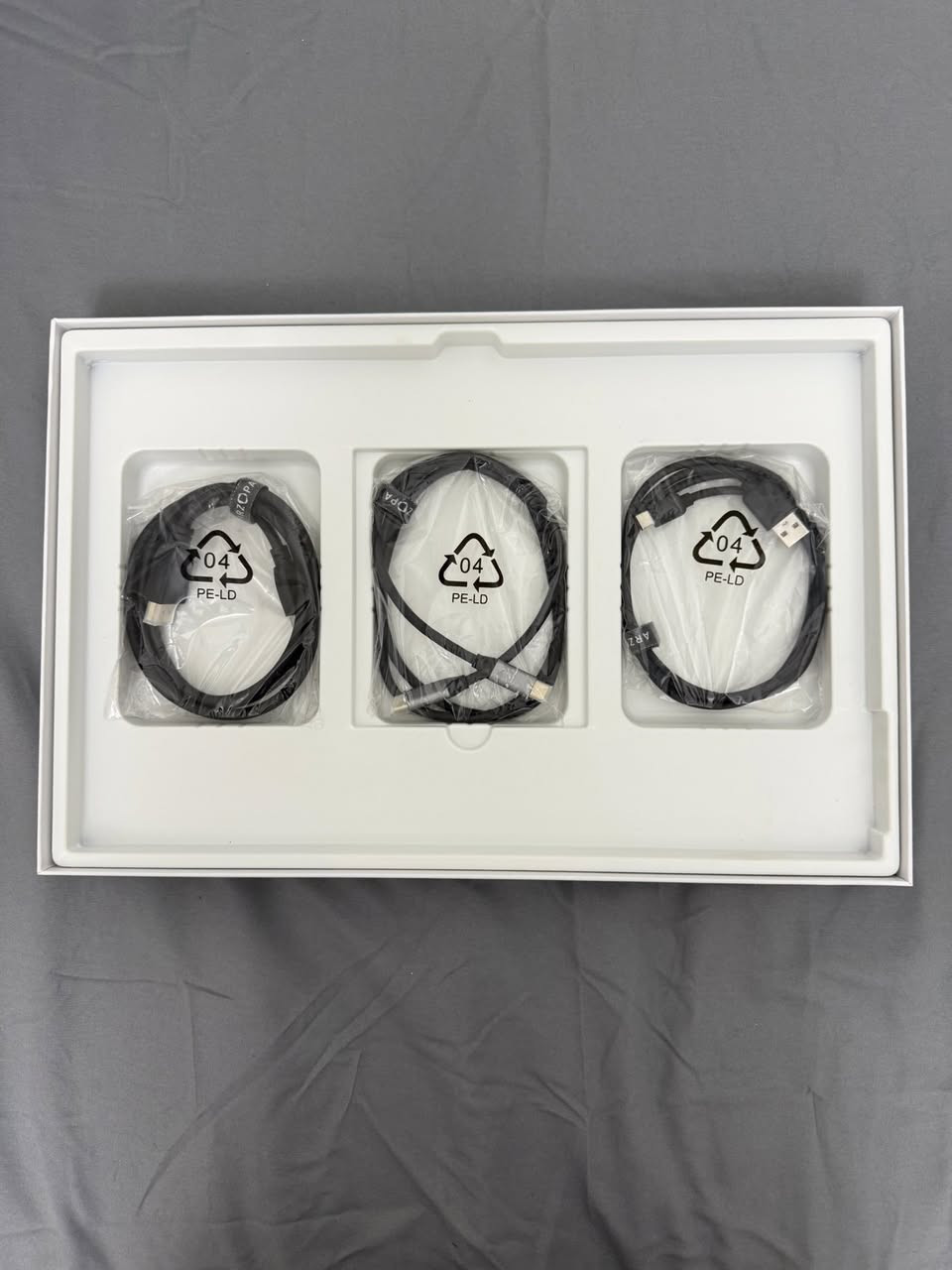 مساء الخير
شاشة Arzopa 15.6 S1

Full hd

1080p

60hz

الشاشة استخدام شخصي فترة اقل من اسبوعين الجديدة بحدود ال150-155 الف

رايدها ب120 الف وبيها مجال 

مكاني الاعظمية فرع مركز شرطة الاعظمية

***********
