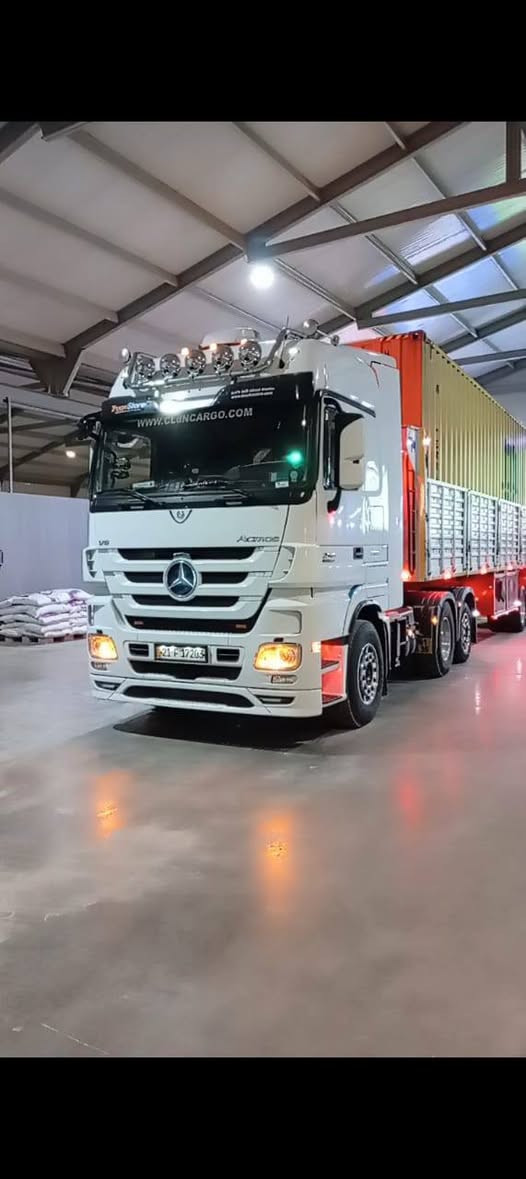 السلام عليكم اكتروز حاجب للبيع 2011فول مواصفات رقم الهاتف ***********
