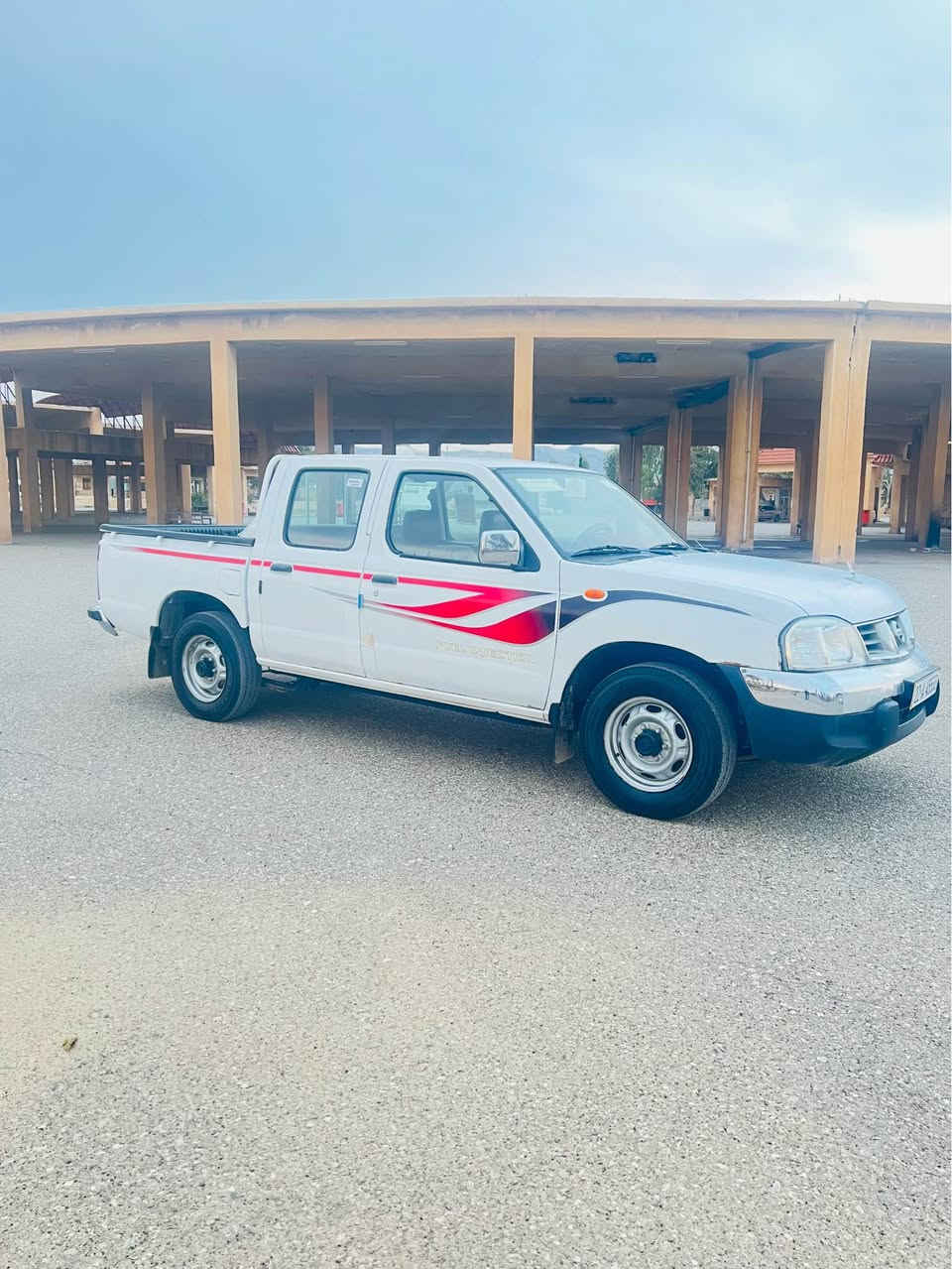 پیکاب نیسان مودیل 2007ناوسور لوک نمونە لە جوانی سییارەکە بی بۆیاخە بی قەپو قۆپە تەنها یەک جیی کارتو ساردی هەیە سەنەوی رەقەم هە موی نویە تەحویل وەکالە بەشەرت گیر مە کینە توندوتولی بەشەرت تەقەو وەرەقە بشکینە مە کینەی نە کراوەتەوە تەنها بەشی سەرەوەی قەپاخی جوارتایەیی تازەیە تکایە وەلامی نامە نادەمەوە ژمارەی خاوەنی دانراوە 
***********
***********
نرخی ١١٦مەجالیکی کەم كويسينجاك, أربيل
