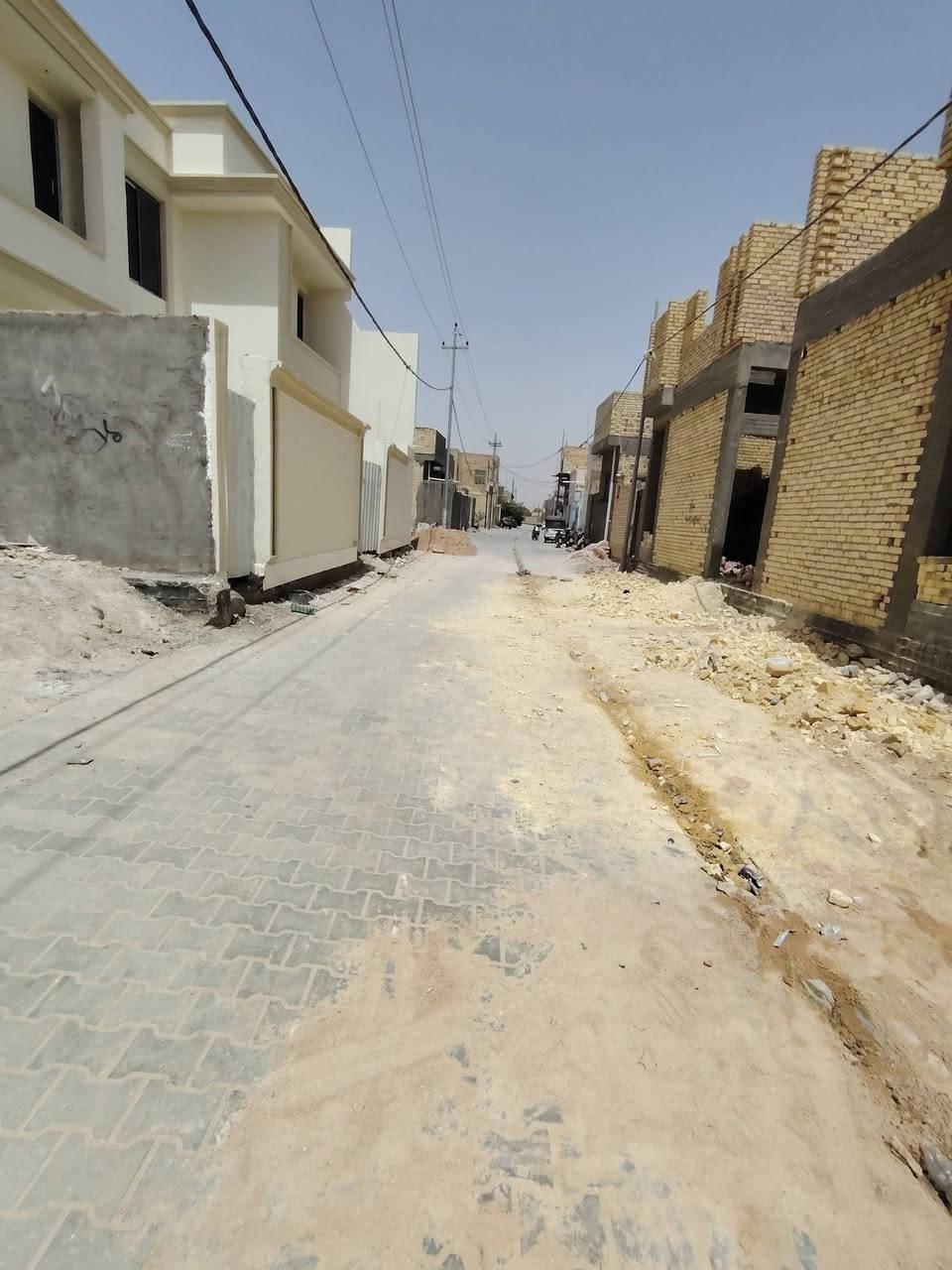 لالبيع قطعه 175 واجهى ٨ نزال ٢٢  شارعهى ٨  منطقة الصياغ يم مدرست انكيدو رقم الهاتف ***********
