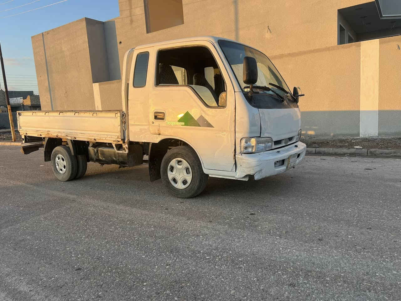 فونتيرة99تحويل مباشرشاصي كفالة محرك كير جددكهربائيات كلهة شغالة دوشمة جديدة مكان الطارمية***********
