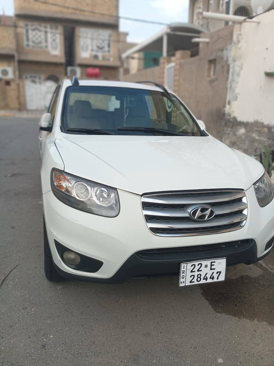 السلام عليكم سنتافي 12 فول بيه قطعه صبغ فقط السياره جديده استخدام شخصي 4سلندر تراي وين ميعجبك المكان واسط السعر 155وبيه مجال هذه رقمي ***********
