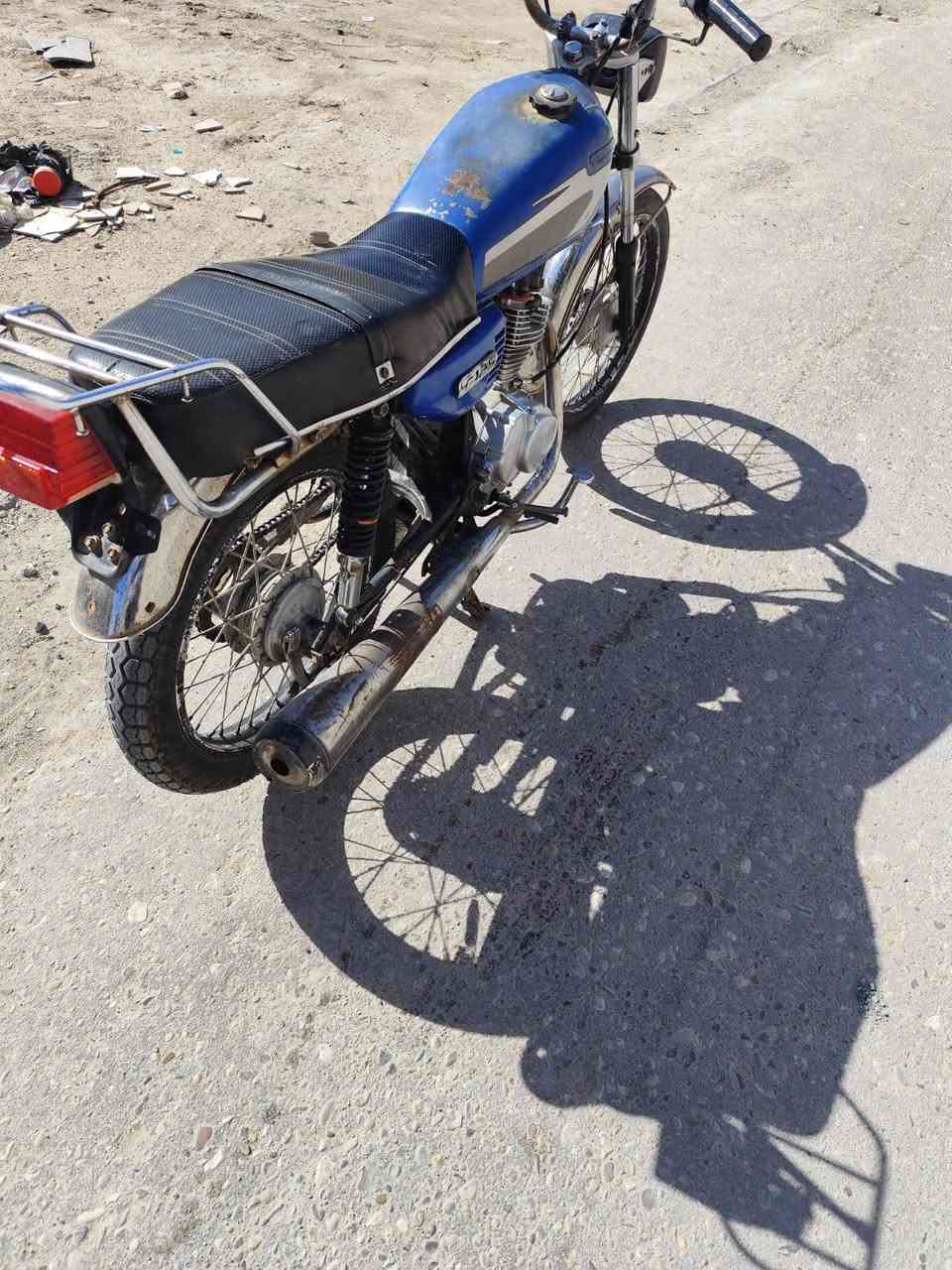 سلام عليكم شباب دراجه البيع ادوات مكاني بصره قضاء المدينه ولمو شراي لا يشلع كلبي مكلف بل نشر ب300 قفل 🔒 ***********
