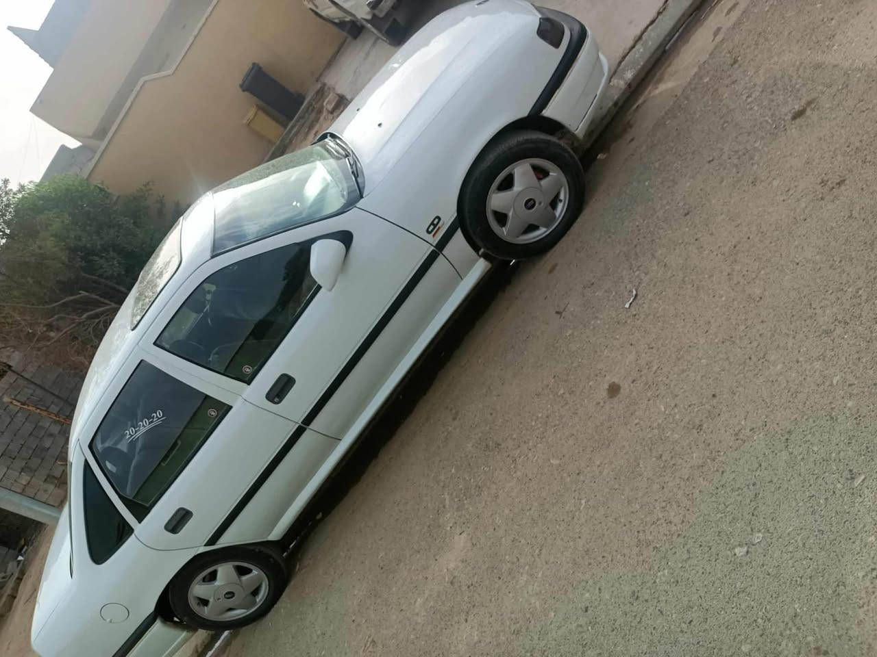 ؤپل فيكترا مؤديل ١٩٩١ مه كينه ١٨ گير عادي سه ياره كه جاهيزه هيچ مه سروفي نيه سه نه وي نوييه به ناوي خؤمه سبوخ به س سه ره هيلاله كاني سبوغه باقي سبوغي نيه*********** أربيل, العراق
