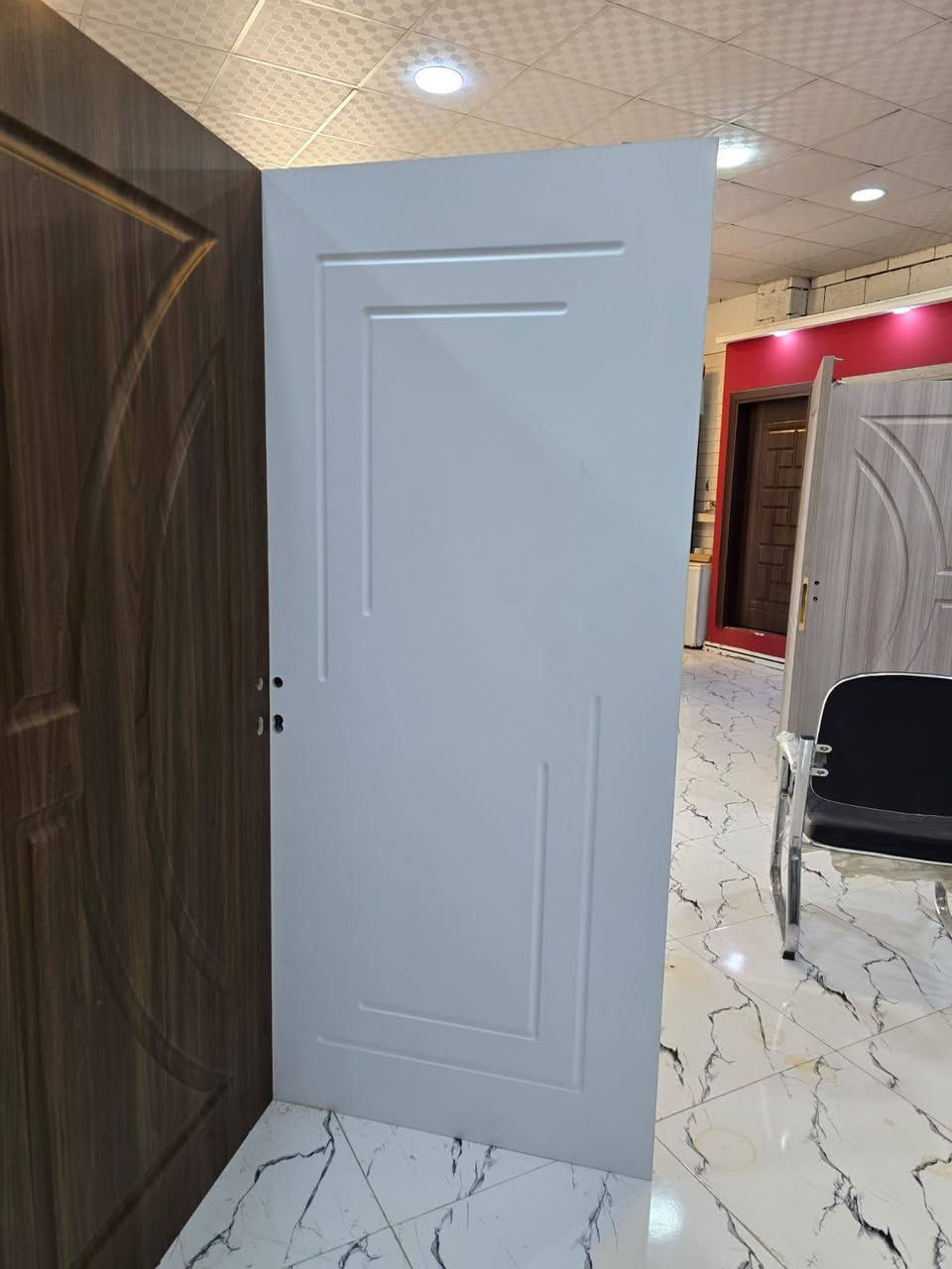 عظم عاج وفوم ضمان 15 سنة
ستندر 100$
هوائية110$
باب عالي ٢٤٠ _120$
*********** مستعدون لتجهيز المشاريع حسب القياس والطلب
