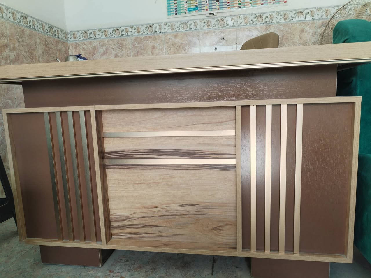 اقراض مكتب للبيع استخدام شهرين ابيع كلهن سوا السعر 475رقم ***********
