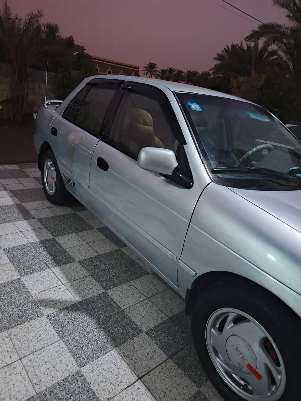 كيا سيفيا للبيع موديل 1996 سنويه لحد 2028 صبغ عام تخم تاير داخل جديد دوشمه حديثه سيارة حلوة وجديدة السعر 40 وبي مجال للاستفسار اكثر تواصل على الرقم *********** والكورك ***********
