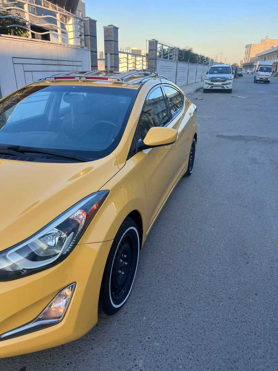 تحيه طيبه
للبيع النترا 2016 وراد امريكي بدون حادث كلين السياره بدون فتح او تبديل بيه طخه بالجاملغ الخلفي وبيه تصليح بين البابتين اثر شخط منضومه غاز السياره محرك كفاله بدون فتح صدر جديد تخم تاير السياره ماناقصه حبايه كبل للشارع السعر 125 وبيه مجال بسيط
مكان : بغداد 
للاستفسار : ***********
