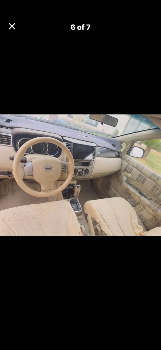 نیسان ڤێرسا ٢٠١٠ سبوغ عام کەوتۆتە سەر لا پشتی خاوینە پێشی زۆر کەمی هەیە براوە بە شەرت غاز و بەنزینە بەناوکردن بە شەرت نرخی ٦٧ وەرەقە  نزیک ١٩ وەرەقە غەرامەی هەیە دوای محامەلە دەگیردریتەوە رەقەم *********** تەنها وەتس ئاپ أربيل, العراق
