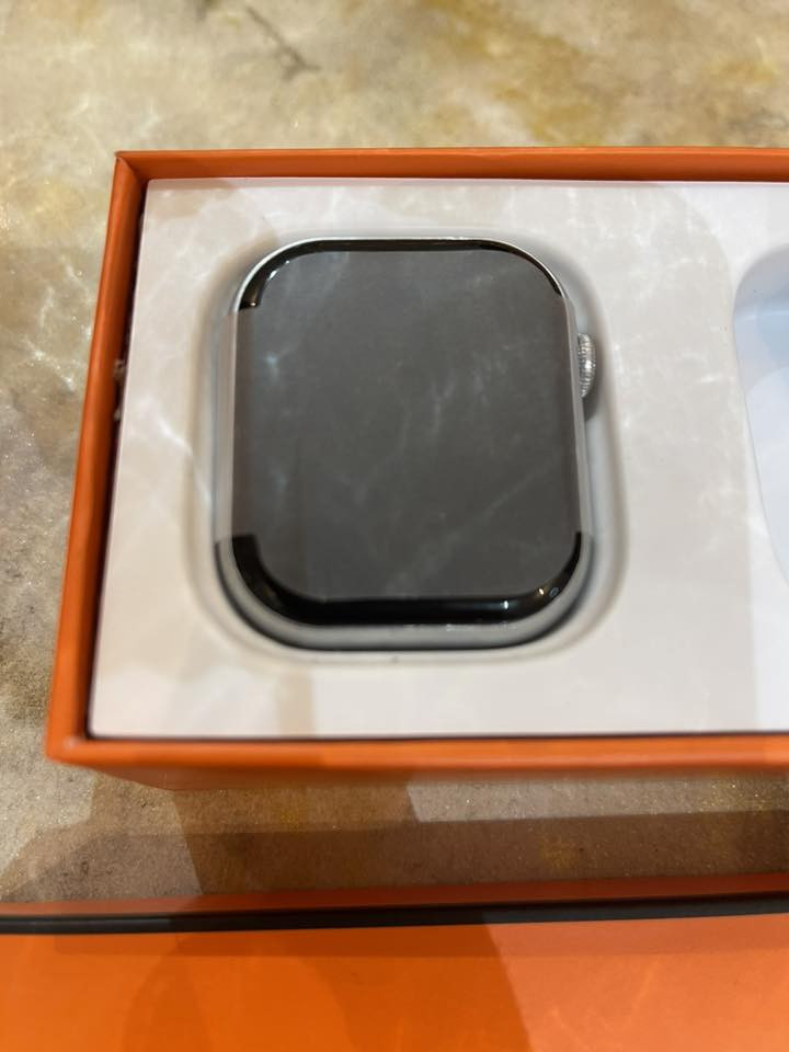 ابل وهرمس
تفرج ع راحتك 
وطبلي خلص
تفاصيليها بالصور 
امريكي كلفورنيا


**إذا كنت صاحب هذا الإعلان وتريد حذفه لأي سبب، رجاءا أرسل رسالة إلى الدعم الفني**