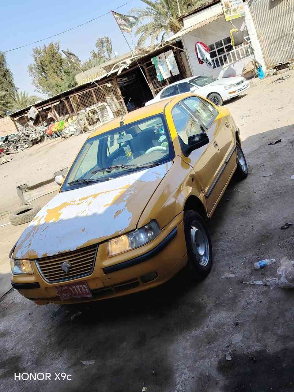 السلام عليكم سمند للبيع 2011 رقم ذيقار صدامي راعيه ما واصله  مكينه بيه بخار كير جديد كهربائيات شغاله حداديه زينه السياره احله من الصور  السعر 15 وبيه مجال عنوان الديوانيه قضاء غماس رقم***********
