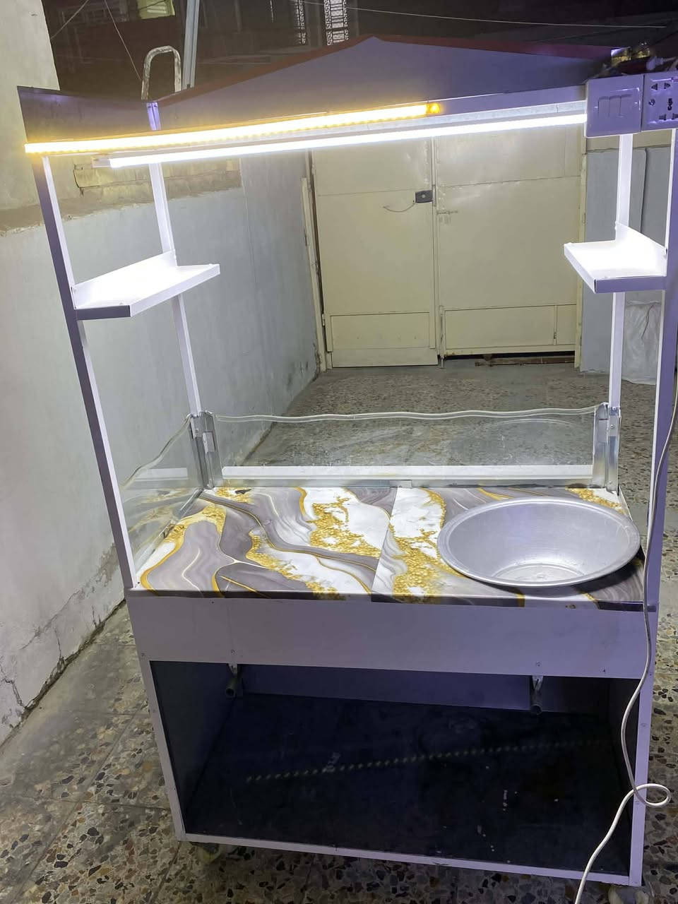 عربانه للبيع جديده بمعنه الكلمه ترهم الكلشي مكانها الدوره ‏‪***********‬‏شارع الطعمه السعر 175 قفل ‏
