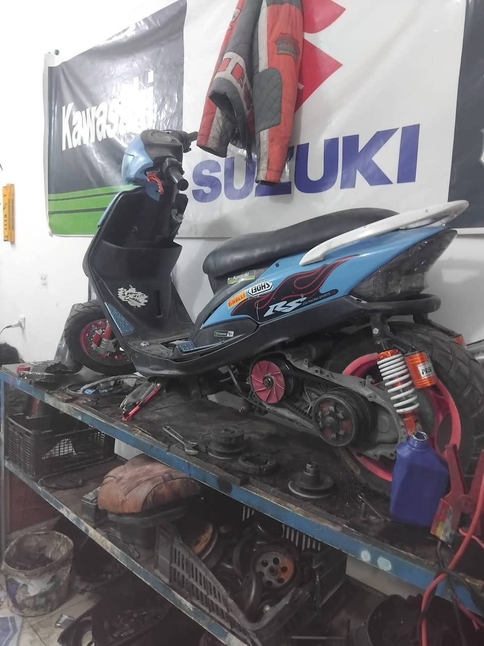 عدله ٦٣ عليه مكينه سكنس نكره بكل وكت نقصها ضفيره فقط السعر ٨٥٠ وبيه مجال شغلها كدامك 
***********
