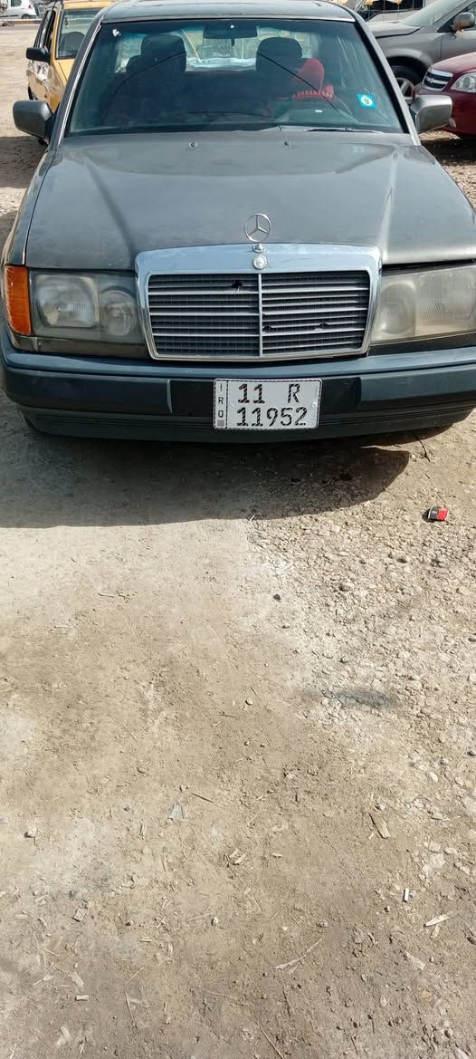 مارسدس دب رقم بغداد انكليزي بسمي موديل 91 محور بطه سيارة جاهزه خير من الله تبريد ويه السويج 40بيها مجال بسيط عنوان بابل ***********
