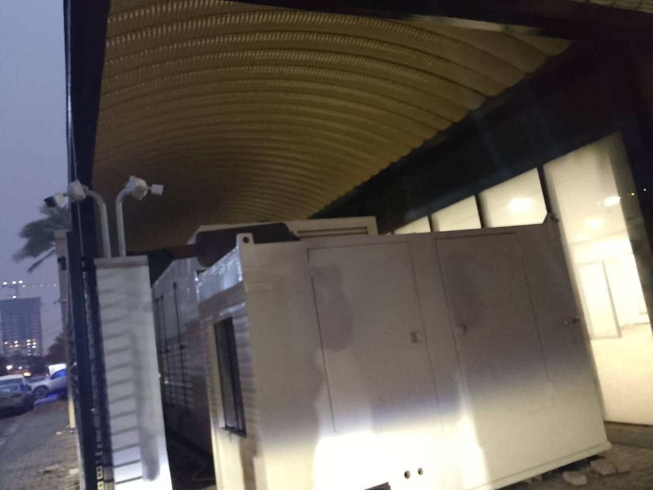 تم بعون الله عمل سقيفه في منطقة الجادرية ونشكر كادر مكتب الصادق اللسقائف كي سبان سعر المتر 23الف ***********
