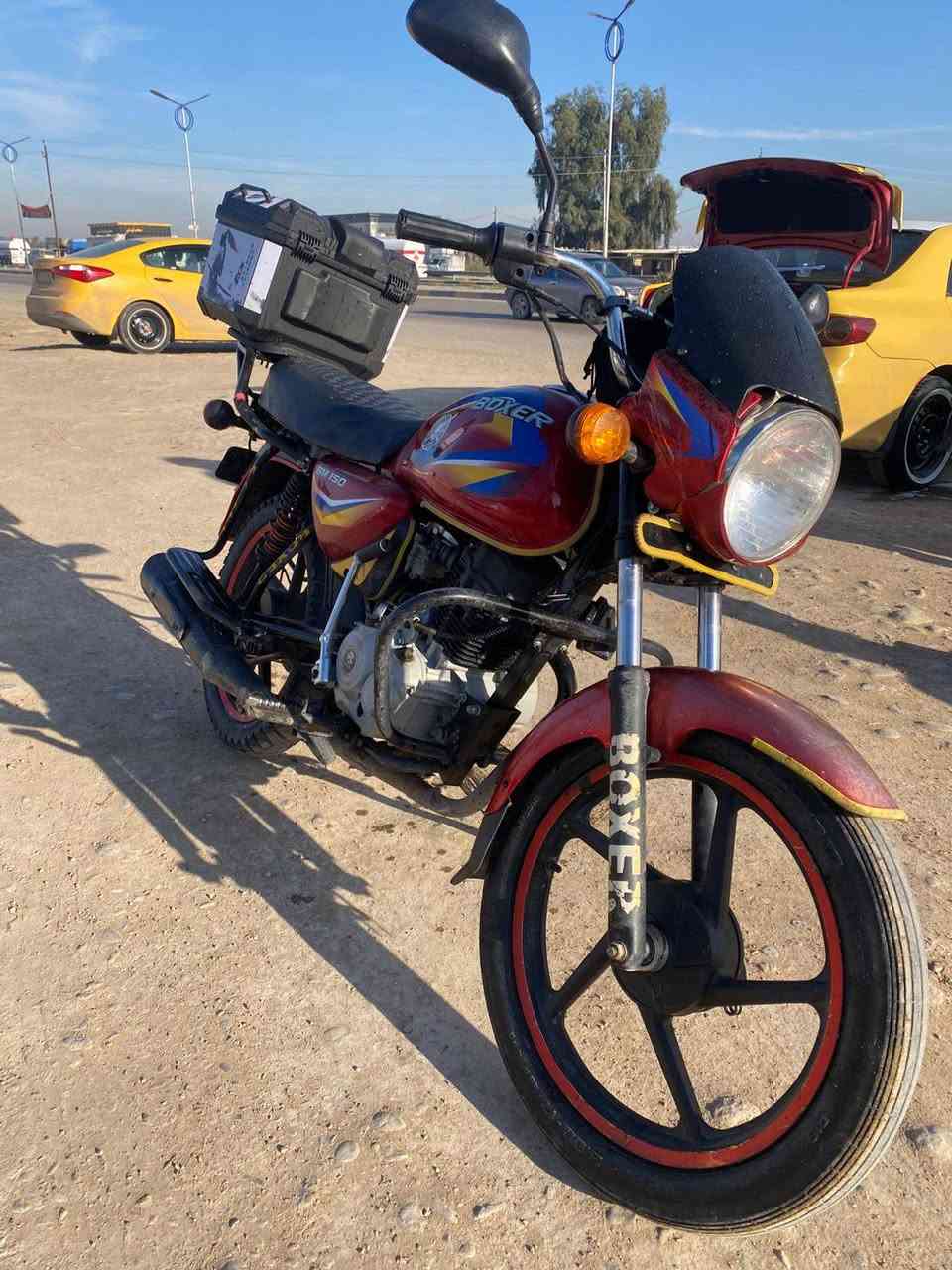 سلام عليكم بوكسر عشرين   نضيفه كلش مرقمه باسمي للستفسار ***********
