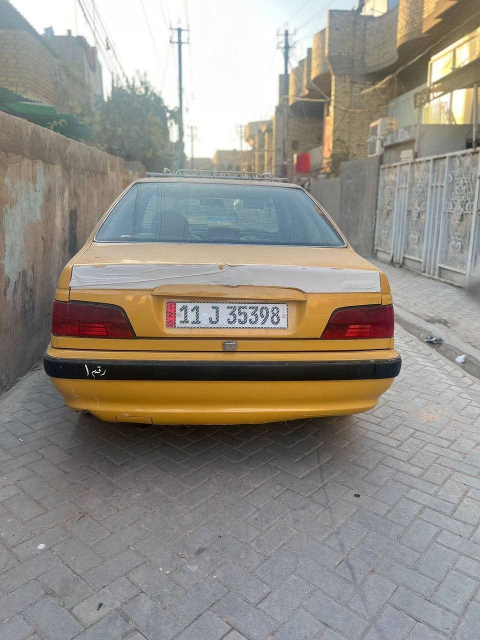 سلام عليكم بيجو بارص 2015 باسمي رقم انكليزي كير مكينه مكفولات بيها جاملغ وبنيد مبدلات 
باتري جديد 
تخم تاير جديد صارله سبوع 
ترايك وين متريد 
السياره جديده 
السعر 40$ بيها مجال بسيط 
العنوان 📍 بغداد الامين الثانيه 
الهاتف 📞***********
