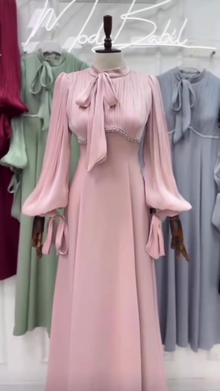 قماش اورجنزا مع قماش سكوبا مع لولو وستراس على الخصر ✨️ 
 خمري❤️ 36 40 40 42 46 
 ابيض🤍 36 38 40 46
 اسود🖤  36 38 42
زهري🩷  46

السعر : 40  jd


**إذا كنت صاحب هذا الإعلان وتريد حذفه لأي سبب، رجاءا أرسل رسالة إلى الدعم الفني**