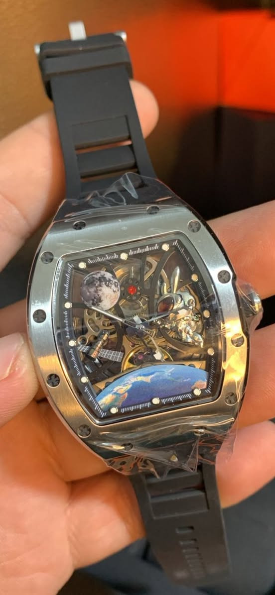 السلام عليكم اخواني ساعات منبر رجعت وفرتهن لكم اوتماتيك مكينه كشف الكره الارضيه مجسم الفضائي مجسم القمر مجسم القمر الصناعي مجسم جميع ساعه المينوس وشحن على اي مصدر ضوء السعر150$للمهتمين مراسله الصفحه او الاتصال واتساب ***********
