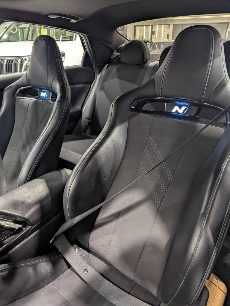 مۆدیل 2023
اڵنترا  n لاین 2.0 توربو
ماوەی رۆشتن  25 هەزار کیلۆمەتر
بۆیاخ چاملغ بۆنیت ارباک سوکان سیستەم
فوول مواسفات
شوین هەولێر
***********
*********** أربيل, العراق
