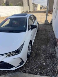 كورلا موديل ٢٠٢٣ ماشيه ٥٢  فول مواصفات مكفولة كفالة عامة  السعر ١٤٠ بي...