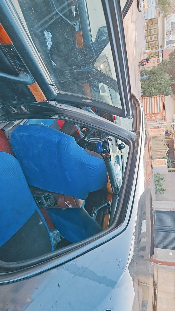 موديل ٩١
تبريد ثلج
ويل شعاع من تخم تاير جديد
مصبوغه جماليه بيه شخوط بصيطه
كلهة شغاله السعر ٥٢
***********
