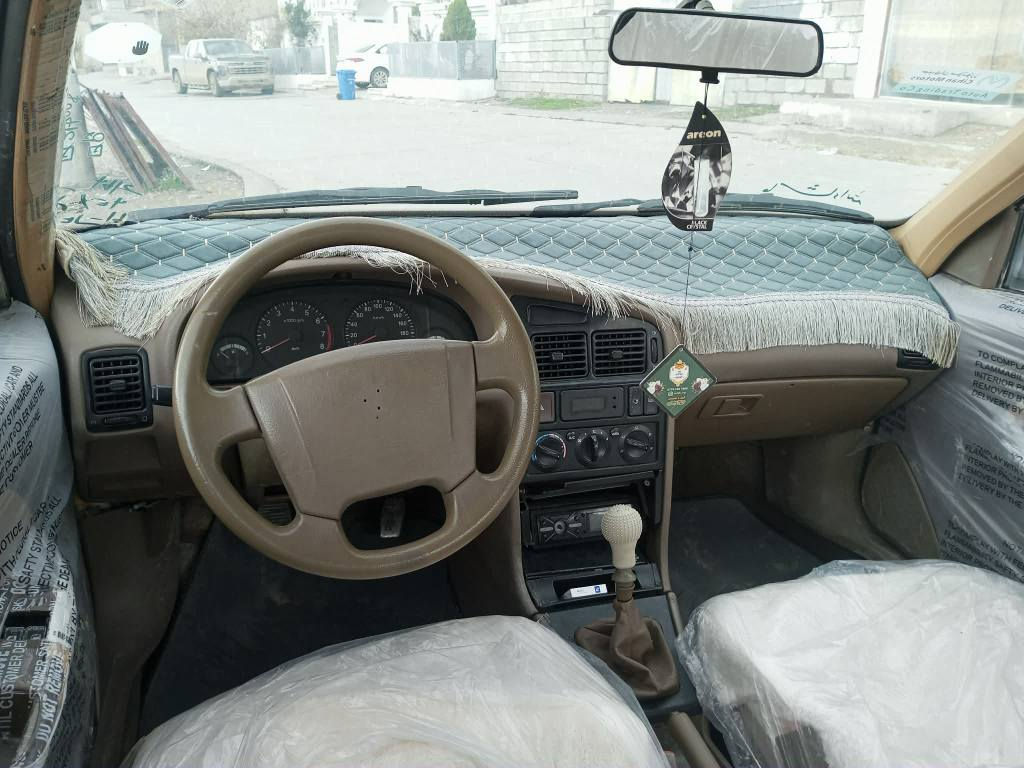 بيجو بارس ٢٠١٣
***********
***********
بيجو بارس 2013
سه نه وي تا 2030 تازه 
به شه رتي خرامه و تحويل
ته بريد 
گير عادي 
مه كينه ي سفر
بيده عموو ليدراوي 
كتمل ته ئمير 
كلاج و عينه ي عه صلي شه ريكه ي بو به ستراوه 
جوار تايه ي تازه
ناوزه رد 
جام كاره با 
كامل ناوي كراوه به 2016
له ر ساغي كامل بوياخ 
بوليشي ماوه 
گيرو مه ينه ي به شه رتي سه ت فيته ر سليماني هه واري شار 41 معامه له السليمانية, العراق
