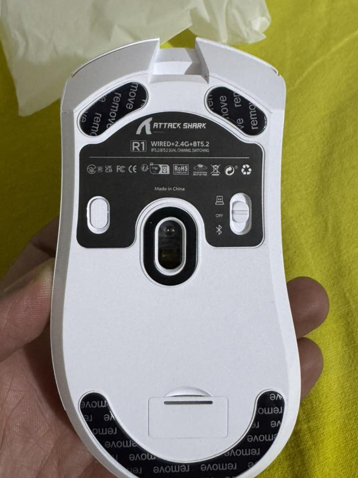 ماوس attack shark   R1
للبيع جديد غير مستخدم 
سعر 40
*********** واتساب

