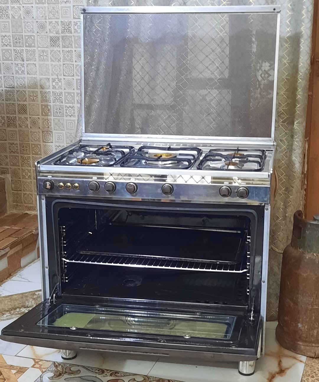 كريازي مصري


**إذا كنت صاحب هذا الإعلان وتريد حذفه لأي سبب، رجاءا أرسل رسالة إلى الدعم الفني**