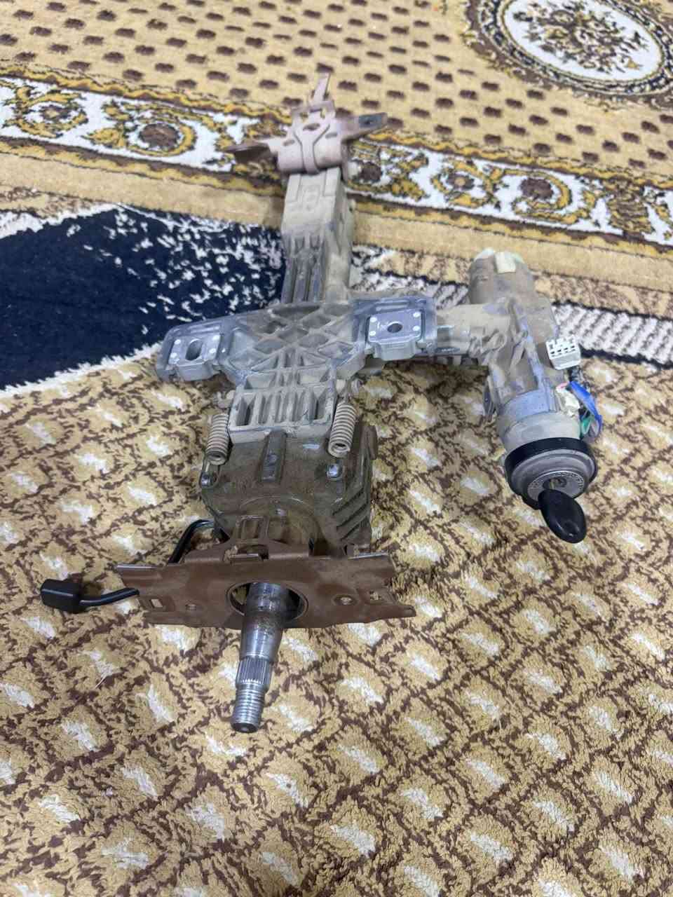 غراض سوناتا مقدس 2011للبيع شفت ستيرن مع الجوزه شرط لوك ونظيف ويدات ثنين اصليات وكلوب قماره كل الغراض جديدات ولوك سعرهن مناسب ان شاءالله *********** توصيل موجود
