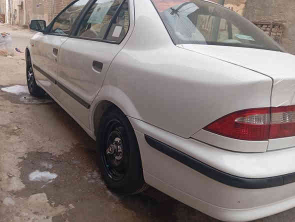 سلام عليكم سمند للبيع كرستال 12
كفاله عده الهلال معمر 
تبريد حداديه كهربائيات جاهز
تخم تاير هسه شاده 
بسمي رقم نكليزي سنويه ل 30
المكينه ناعمه ومابيه دخانه بس تنقص دهن 
56وبيه مجال 
‏‪0776 061 9758‬‏
العماره حي الرساله
