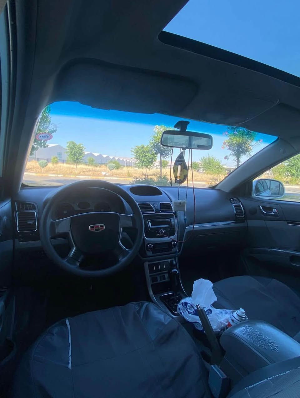 Geely emgrand.7
2013
فوول فوول
ڕەقەم سلێمانی 
تەحویل و خەرامەی بەشەرت 
ڕەقەم و سەنەوی تازەیە 
سێ پارچەی بۆیاخە
گێڕ و مەکینەی بەشەرت 
تەقەو ڕەقەی بەشەرت 
تەبرید سارد و گەرم🥶
چوار تەیەو ویلی لۆکی لەژێرە 
سەیارەکە دەر و ناوی لۆکە پێویست بەوەسف ناکات خۆی ماڵەکە دیارە 
کارەبای هەموو گیانی ئیش ئەکات 
سەیارەکە مالی دۆستە زۆر بێکێشەیە 
سعری خوار هەموو بازاڕ ٥٨ کەمێک مەجال 
شوێن سلێمانی 
ئەگەر مووشتەری تەلەفون بکە جوابی مەسج نایەمەوە 
واتسئەپی لەسەرە 
*********** السليمانية, العراق
