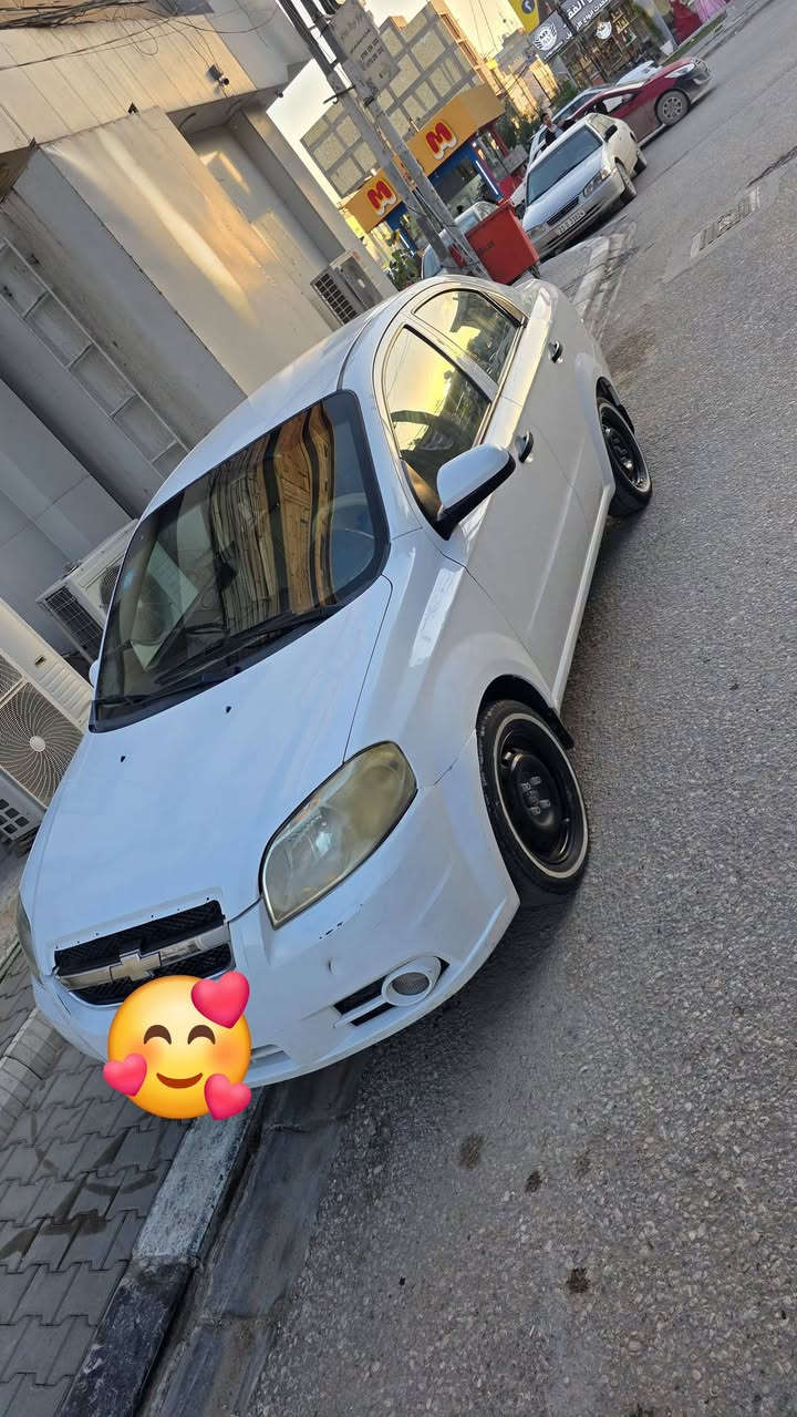 افيو موديل 20111
سنويه 2029 بأسمي مداور ثاني يوم 
السياره مكفوله بيه بارد فقط 
كير اوتماتيك
مكينه 1400 مفتوح 
تبريد شغال 
تحكم جام كهربائي
ماشيه 220 حقيقي 
تبريد تدفئه شغال
حداديه مكفوله 
كهربائياته كله شغاله 
شاشه 
***********
