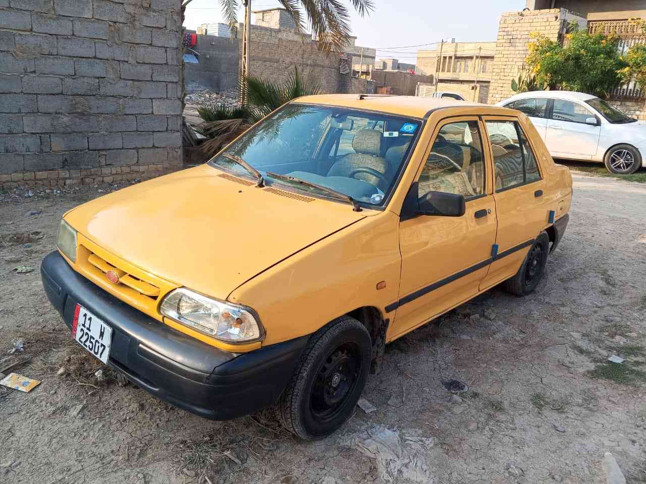 سايبا موديل 2015
رقم بغداد انكليزي 
هزه جديده 
شواصي نضيفه  بس واحد منهن بي فطر قليل ومصلح تبريد شغال 
بيها باب صبغ عكس السايق 
سياره بسمي  
مكانها بغداد 
السعر 36وبيها مجال 
***********
