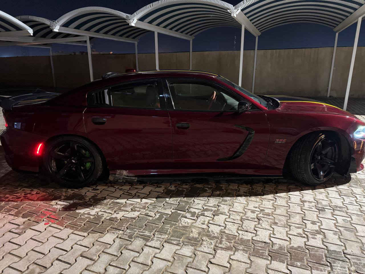 الحلوه للبيع
جارجر ار تي بلاك توب 5700 ماروني
موديل 2018 رقم اربيل دولي باسمي
سياره ماشيه 70mi نظيفه بمعنى الكلمه
مبرمجه ع بانزين عادي تمشي وصرفها حالها حال 6
الاضافات الي عليه
دبات صوت خلفيه صوت حلو
سماعات الباين
تايرات تو سايز خلفيه
ويل نجمه خسفه قويه
السياره كلها كاربون فايبر من داخل خارج مصروف عليها خير من الله بس تريد سايق 
جناح خلفي سكوبات وفجوج 
شاشة كار بلاي 
ضرر جاملغ امامي فقط يعني قطعه وحده
للتصال عل رقم 📱 ***********
