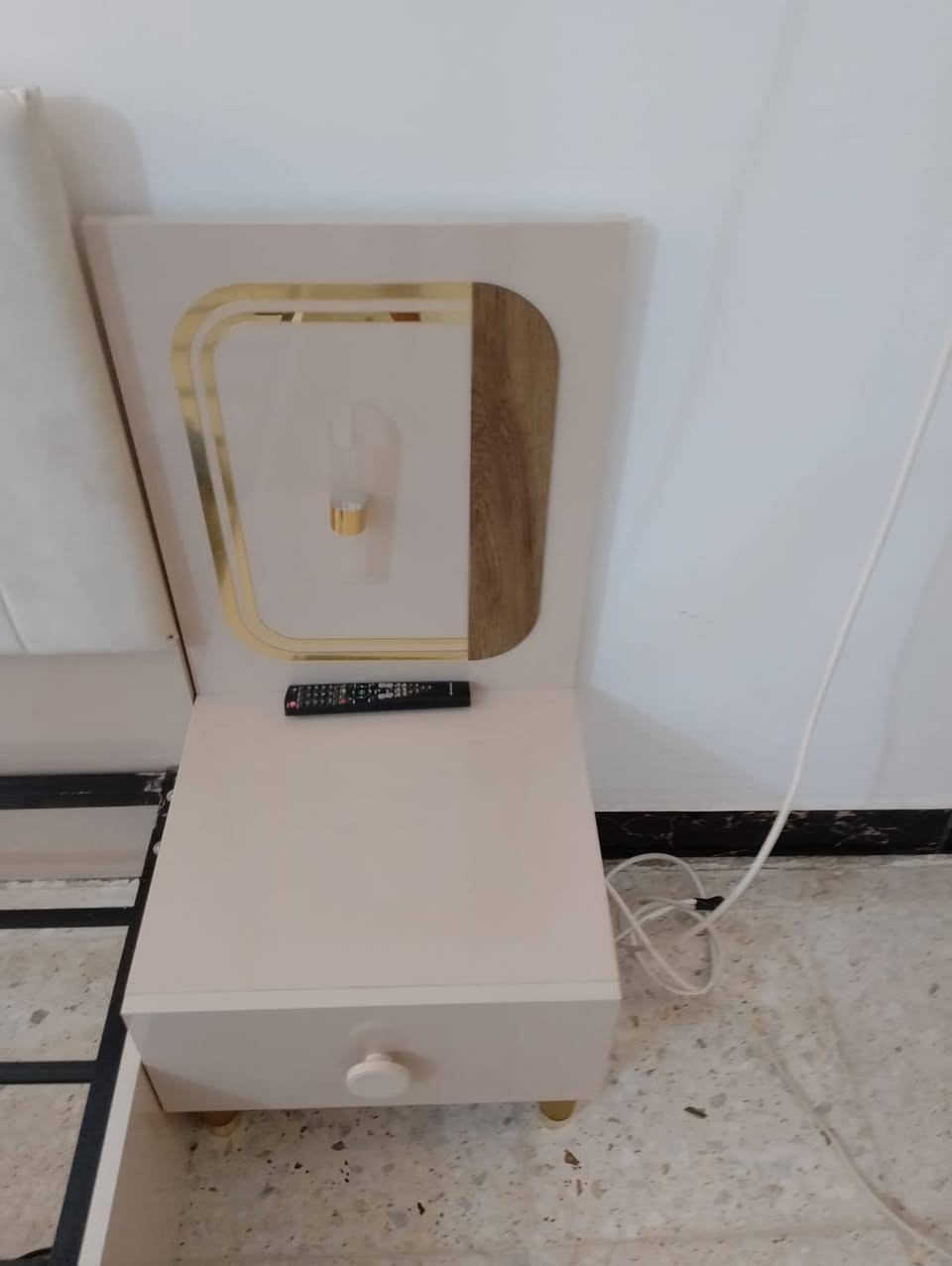 غرفه نوم جديده ما مستعمله ابد سعر 800 وبيه مجال ‏ اي ستفسار تصال على هذه رقم‪***********‬‏
