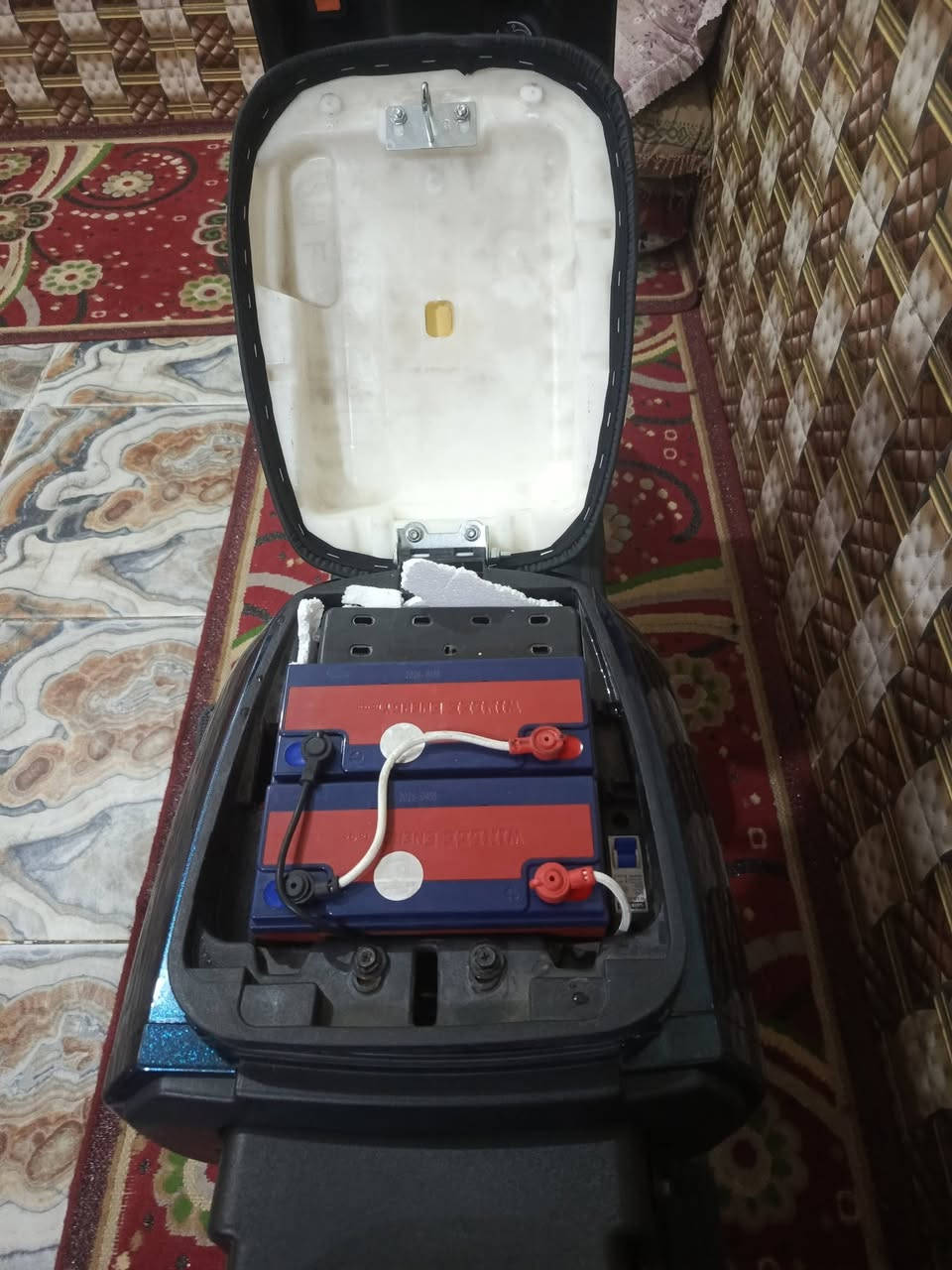السلام عليكم دراجه شحن للبيع زيرو ٢٦ ماخذهه ب٧٠٠ رايدهه ب٥٠٠ مستعجل ع بعيتهه صار اسبوعين من اخذتهه 
لاتصال ***********بي واتساب 
***********اتصال
