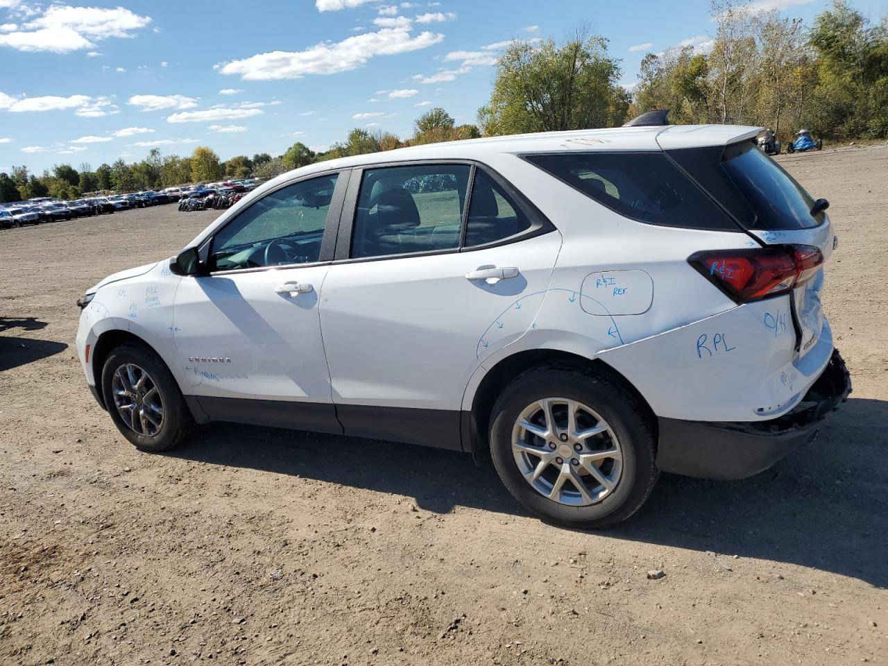 سلام عليكم شوفر كونكس 2024 حادث خفيف السياره حالين بعمان هاي صور المزاد السعر 105 موبايل ***********
