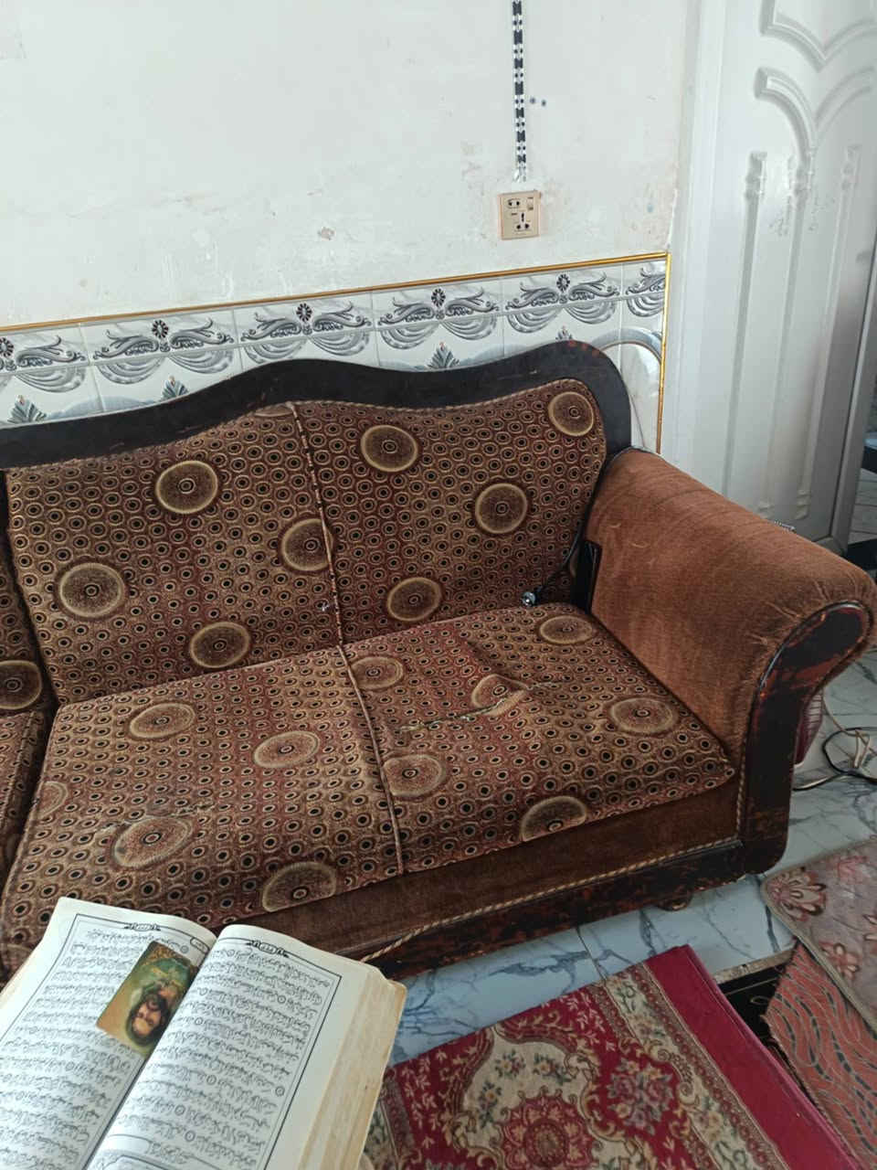 عندي تخم ديوان سعره275 وابي مجال ياخذ 15 نفر تسكام والكاونتر سغره ب150 وابي مجال والطباخ سعره ب80 وابي مجال والمكنسه سعره ب55 وابيه مجال مكانهن الغرض نجف. والشكردنات سعرهن30 وابيه مجال والدوشك ابو نفر30 وابي مجال جام خانه250 والكرسي30 جرباية75 والكنتور 75


**إذا كنت صاحب هذا الإعلان وتريد حذفه لأي سبب، رجاءا أرسل رسالة إلى الدعم الفني**