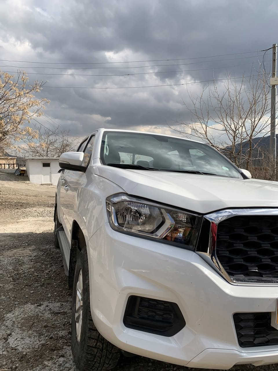 سةرةتا بة ناوي خواي گةورة و ميهرةبان وخواي گةورة رؤژ و نويژي هةموو لايةك قبول بكات
Mg t60 2024
ماشاءالله سةيارةكة زؤر جوان و پاكة عةزيت نةدراوة ٣٩ هةزار رؤيشتوة ليدرانيكي كةمي پشتةوةي هةية ئةويش هيچي وانية لة رةسمةكانة ديارة 
نرخي ١٥٨ و معامةلةشي تياية
ژ.م ***********
كؤرةك***********
