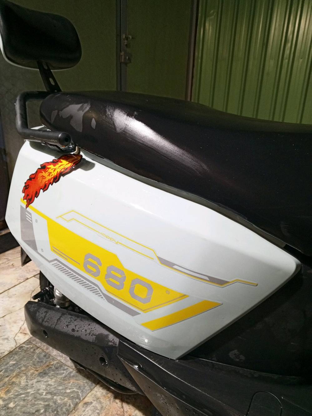 دراجه شحن ملف 2000 6 بطاريات نوع مستطيل مكان بغداد